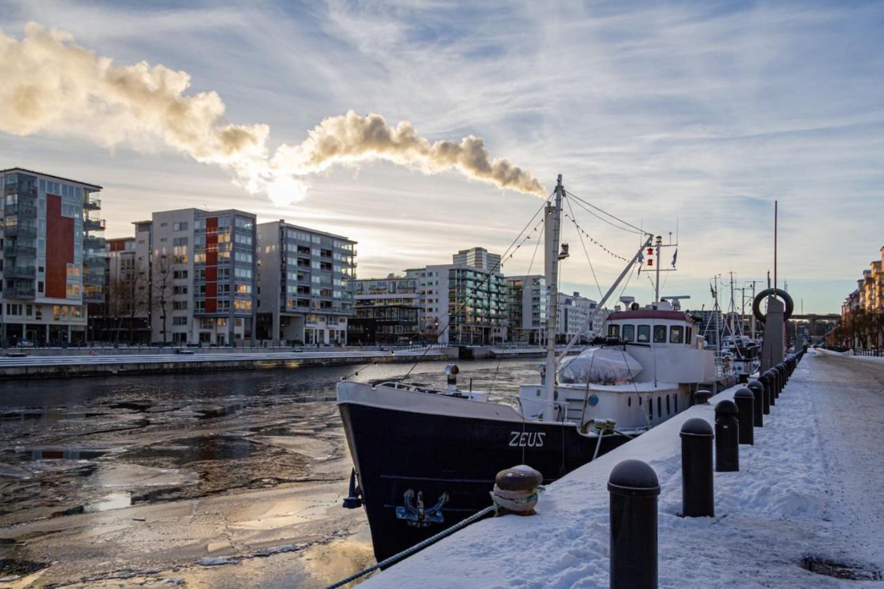 Budget Studio In Hip Sofo - Construction Work Stockholm Exterior foto